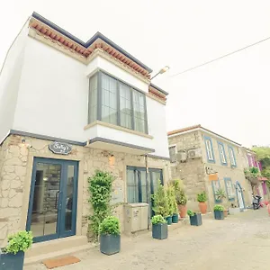 Sulty's Otel